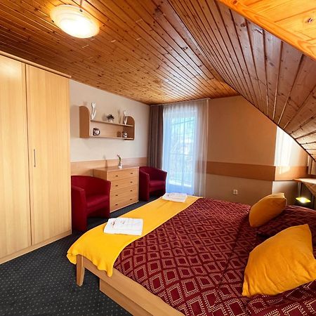 Jurika Liptov Aparthotel Liptovský Mikuláš Buitenkant foto