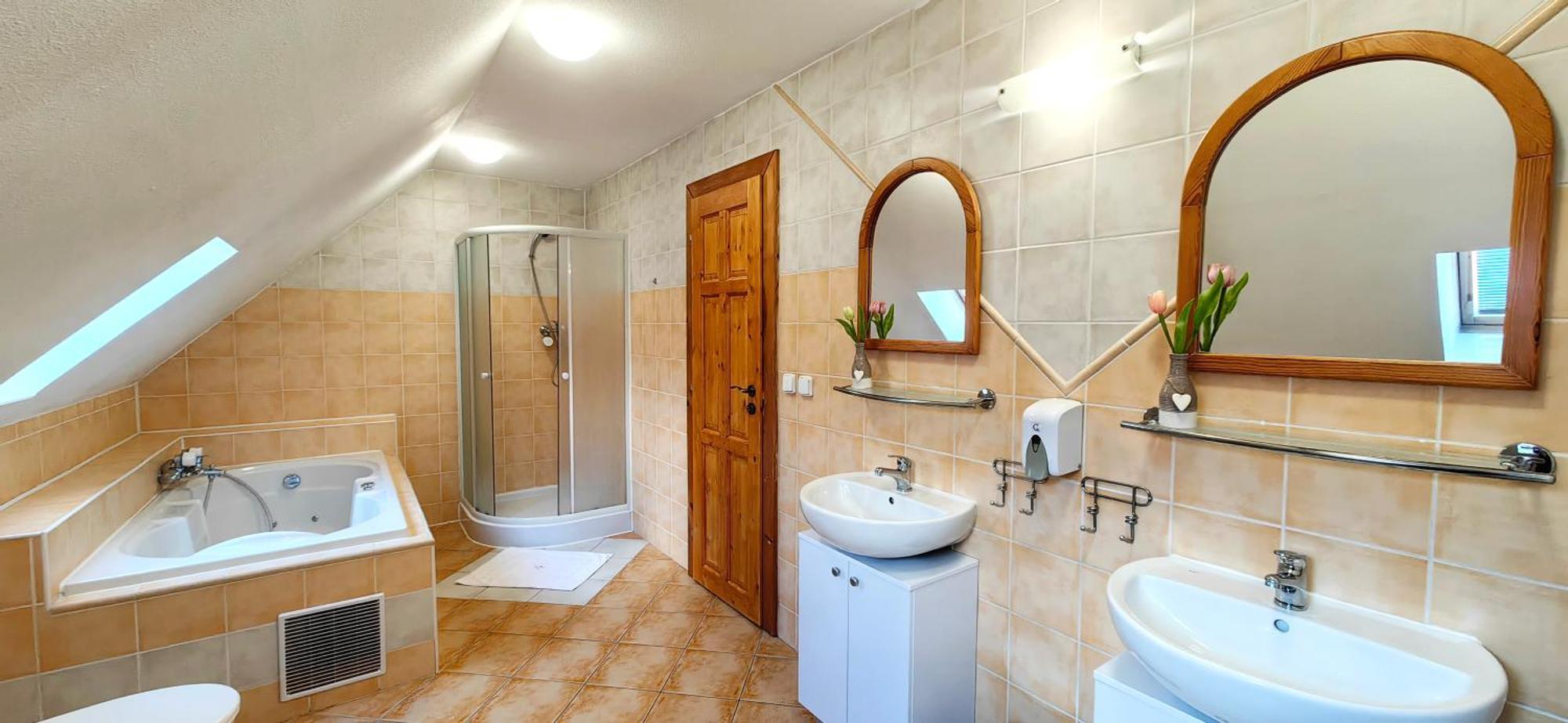 Jurika Liptov Aparthotel Liptovský Mikuláš Buitenkant foto