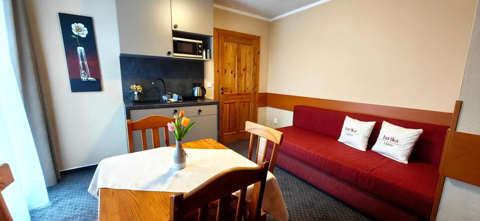 Jurika Liptov Aparthotel Liptovský Mikuláš Buitenkant foto