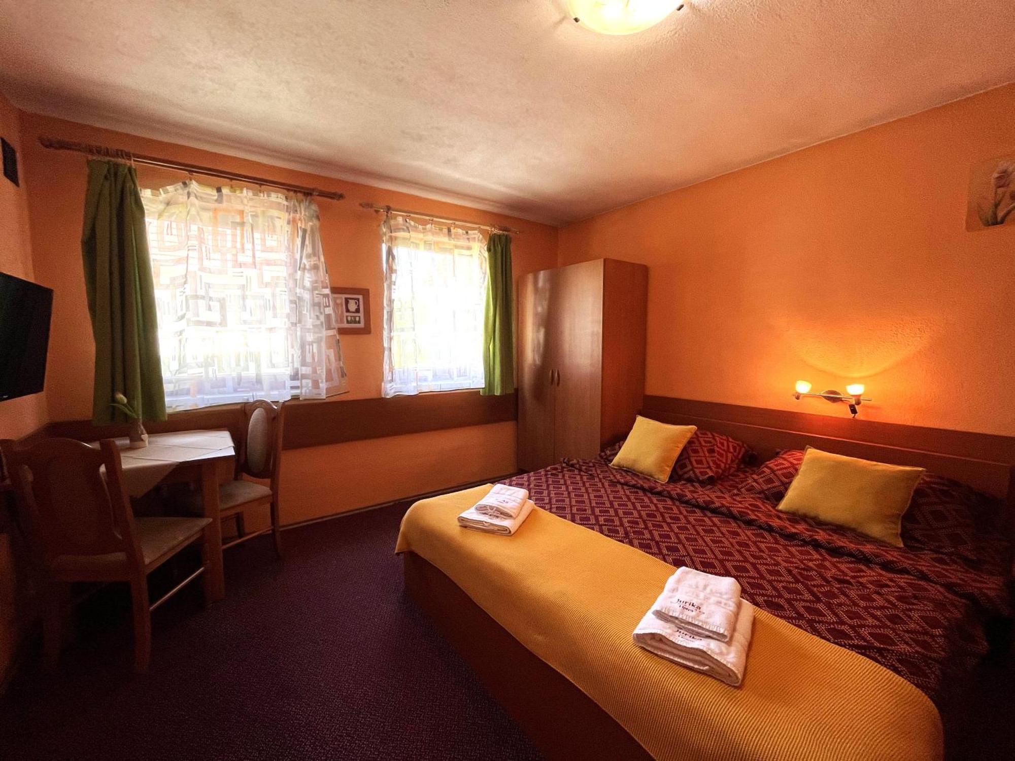Jurika Liptov Aparthotel Liptovský Mikuláš Buitenkant foto