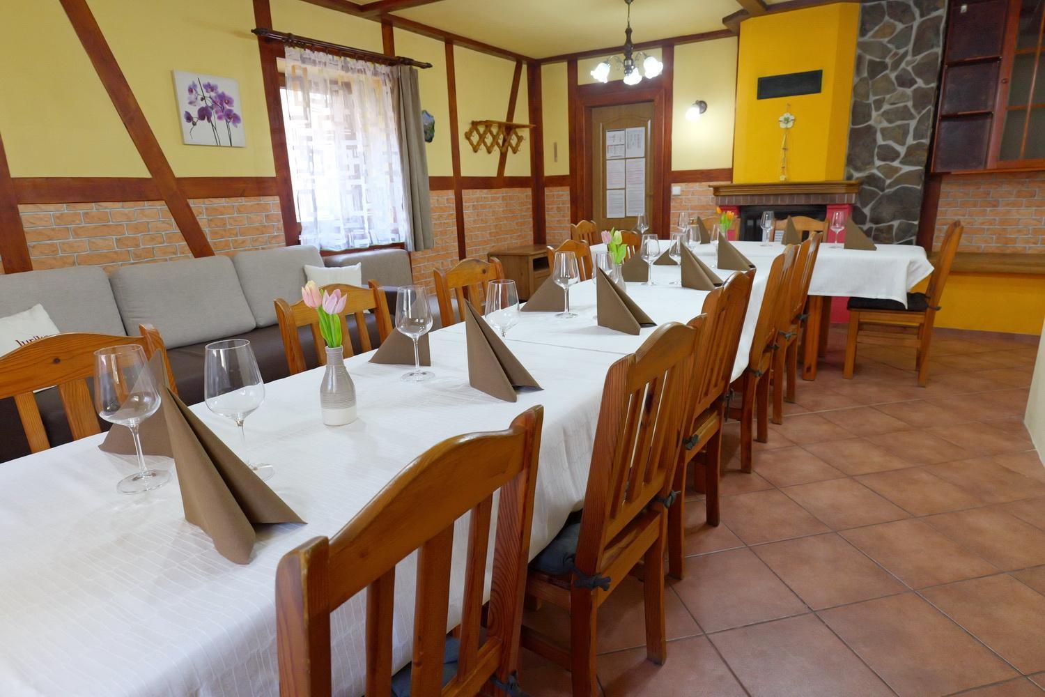 Jurika Liptov Aparthotel Liptovský Mikuláš Buitenkant foto